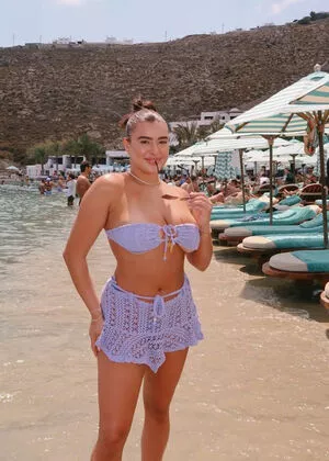 Kalani Hilliker / kalanihilliker nude photo #0248