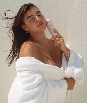 Kalani Hilliker / kalanihilliker nude photo #0251