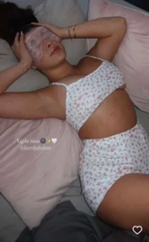 Kalani Hilliker / kalanihilliker nude photo #0253