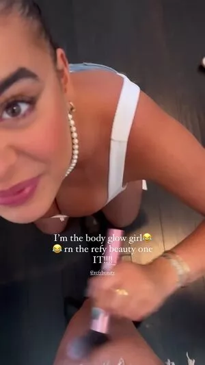 Kalani Hilliker / kalanihilliker nude photo #0255