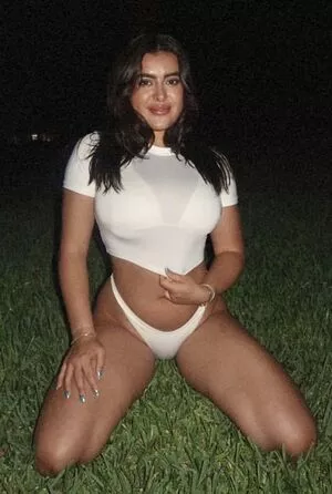 Kalani Hilliker / kalanihilliker nude photo #0282