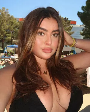 Kalani Hilliker / kalanihilliker nude photo #0506