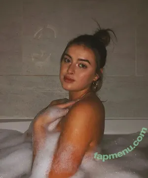 Kalani Hilliker / kalanihilliker nude photo #0764