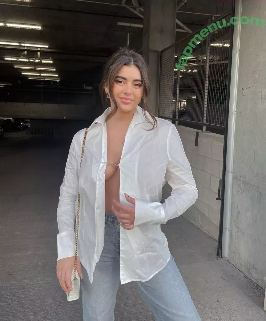 Kalani Hilliker nude photo #0017 (kalanihilliker)