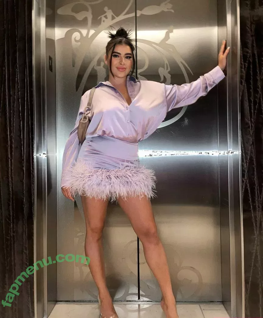 Kalani Hilliker nude photo #0026 (kalanihilliker)