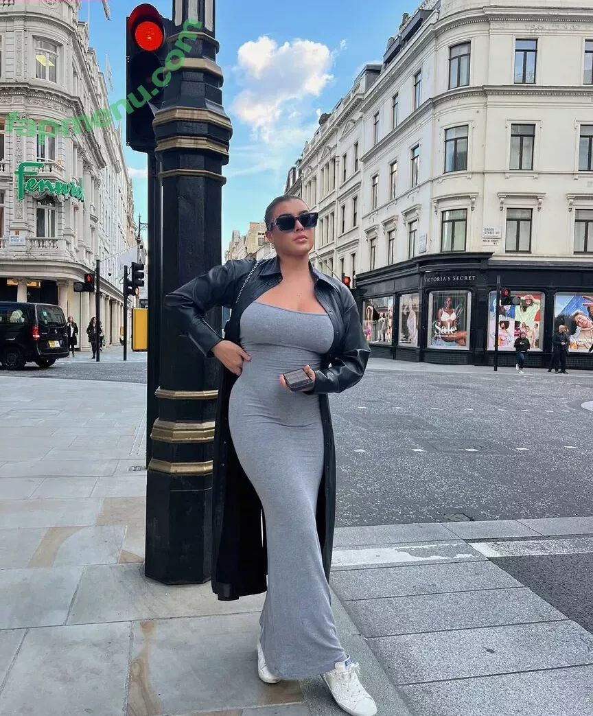 Kalani Hilliker nude photo #0056 (kalanihilliker)