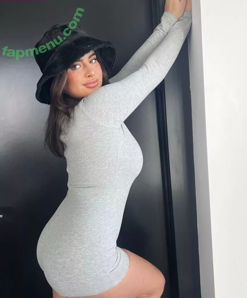 Kalani Hilliker nude photo #0066 (kalanihilliker)