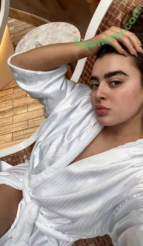 Kalani Hilliker nude photo #0072 (kalanihilliker)