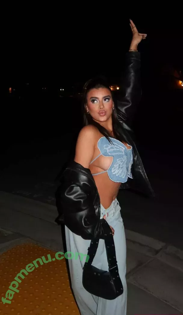 Kalani Hilliker nude photo #0136 (kalanihilliker)