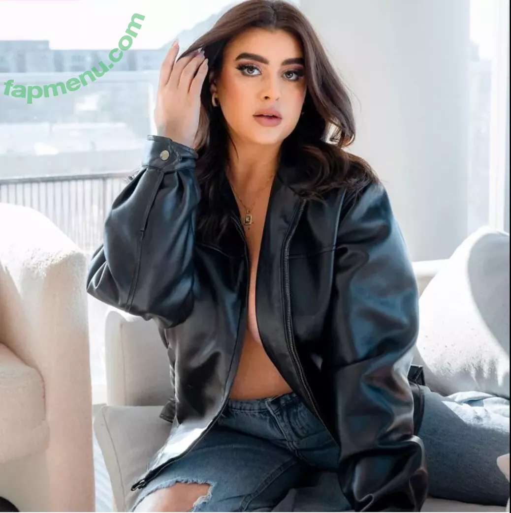 Kalani Hilliker nude photo #0160 (kalanihilliker)