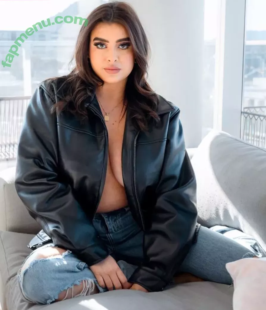 Kalani Hilliker nude photo #0162 (kalanihilliker)