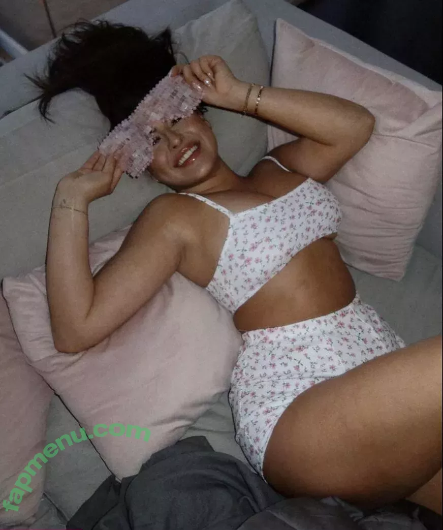 Kalani Hilliker nude photo #0170 (kalanihilliker)