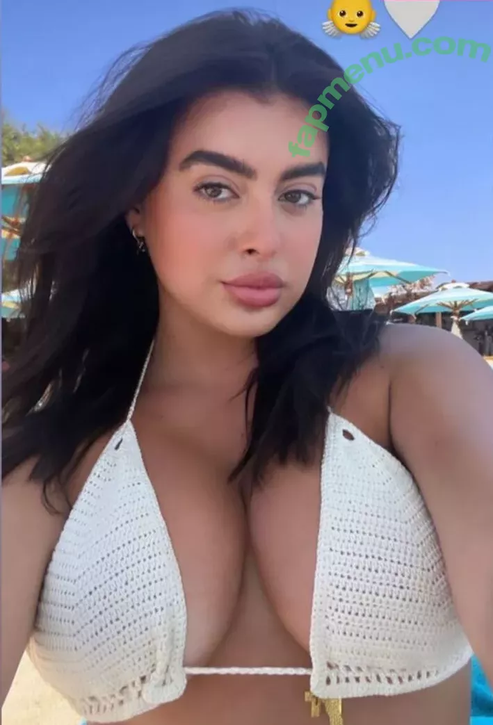 Kalani Hilliker nude photo #0205 (kalanihilliker)