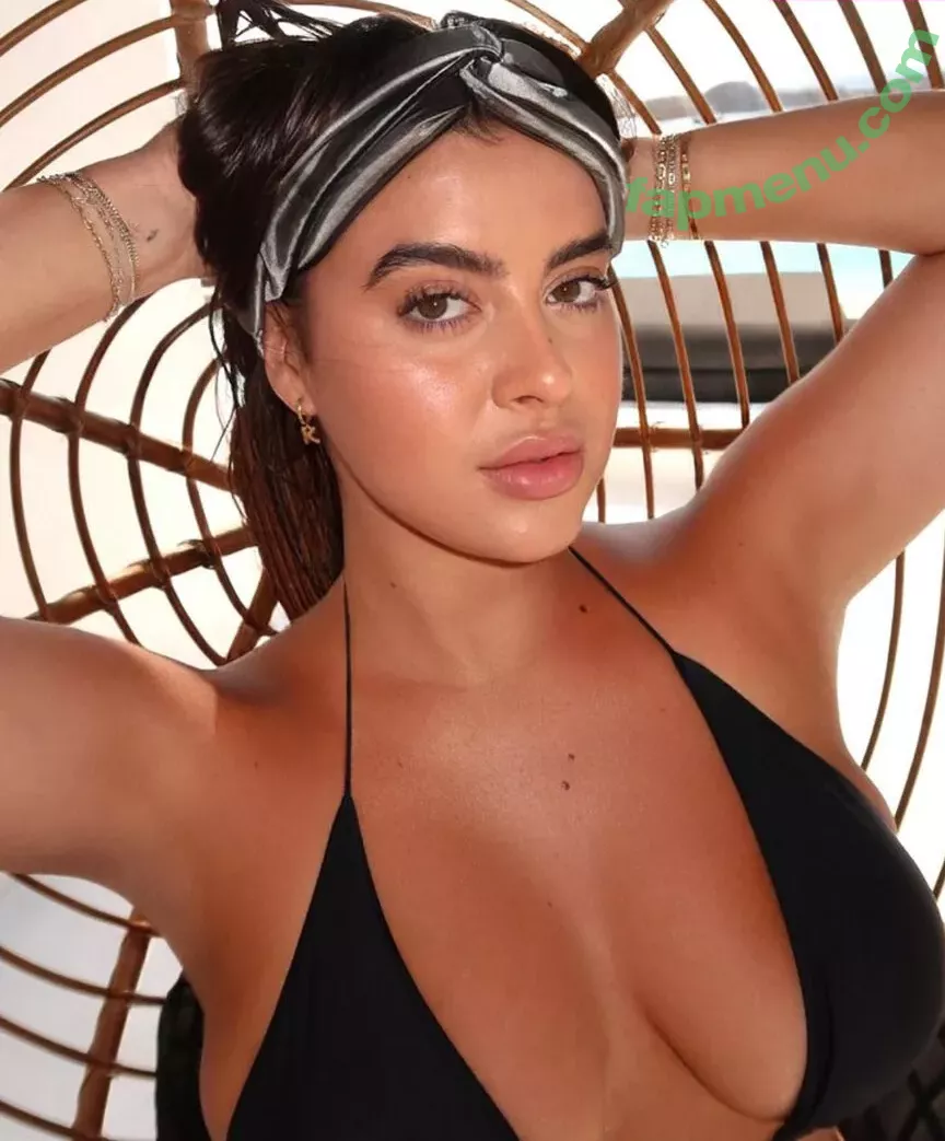 Kalani Hilliker nude photo #0259 (kalanihilliker)