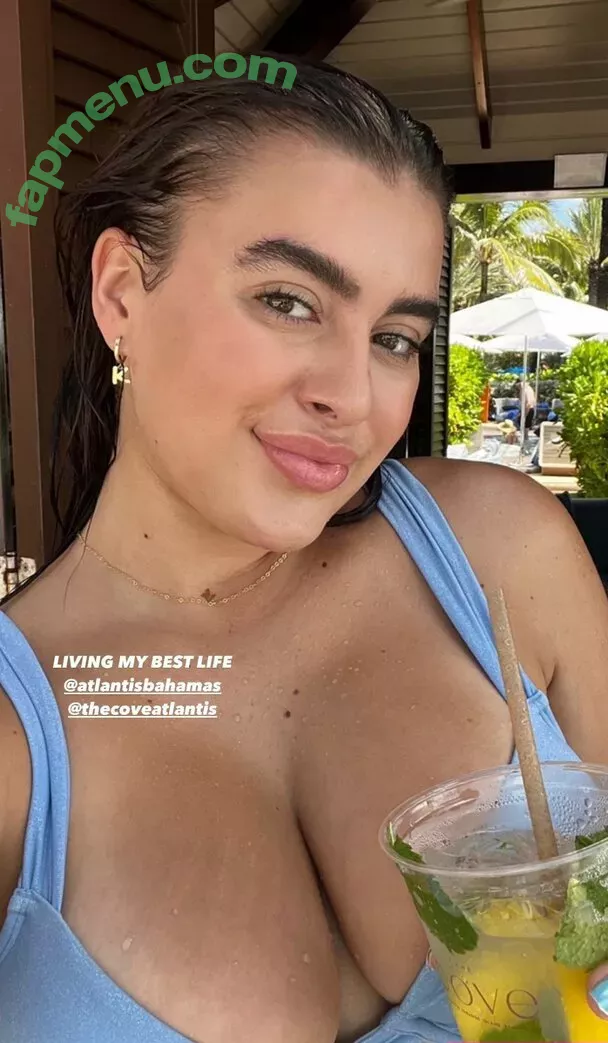 Kalani Hilliker nude photo #0267 (kalanihilliker)