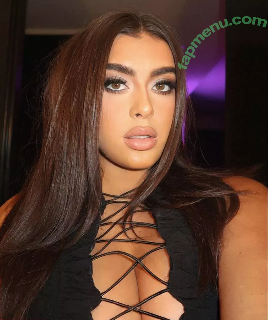 Kalani Hilliker nude photo #0323 (kalanihilliker)