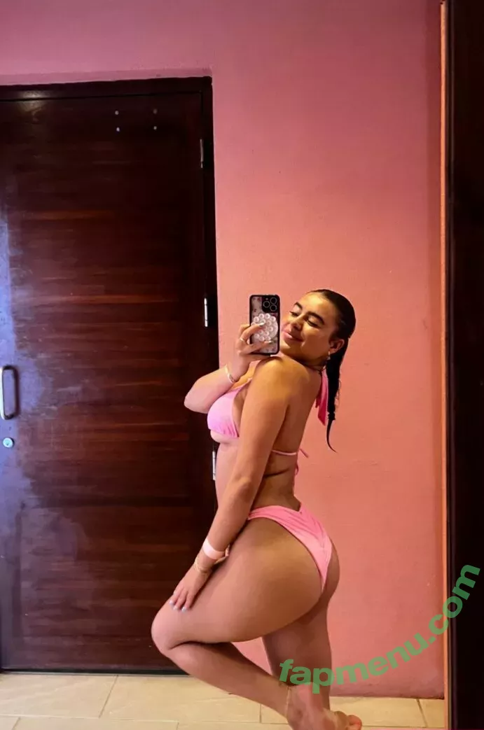 Kalani Hilliker nude photo #0331 (kalanihilliker)