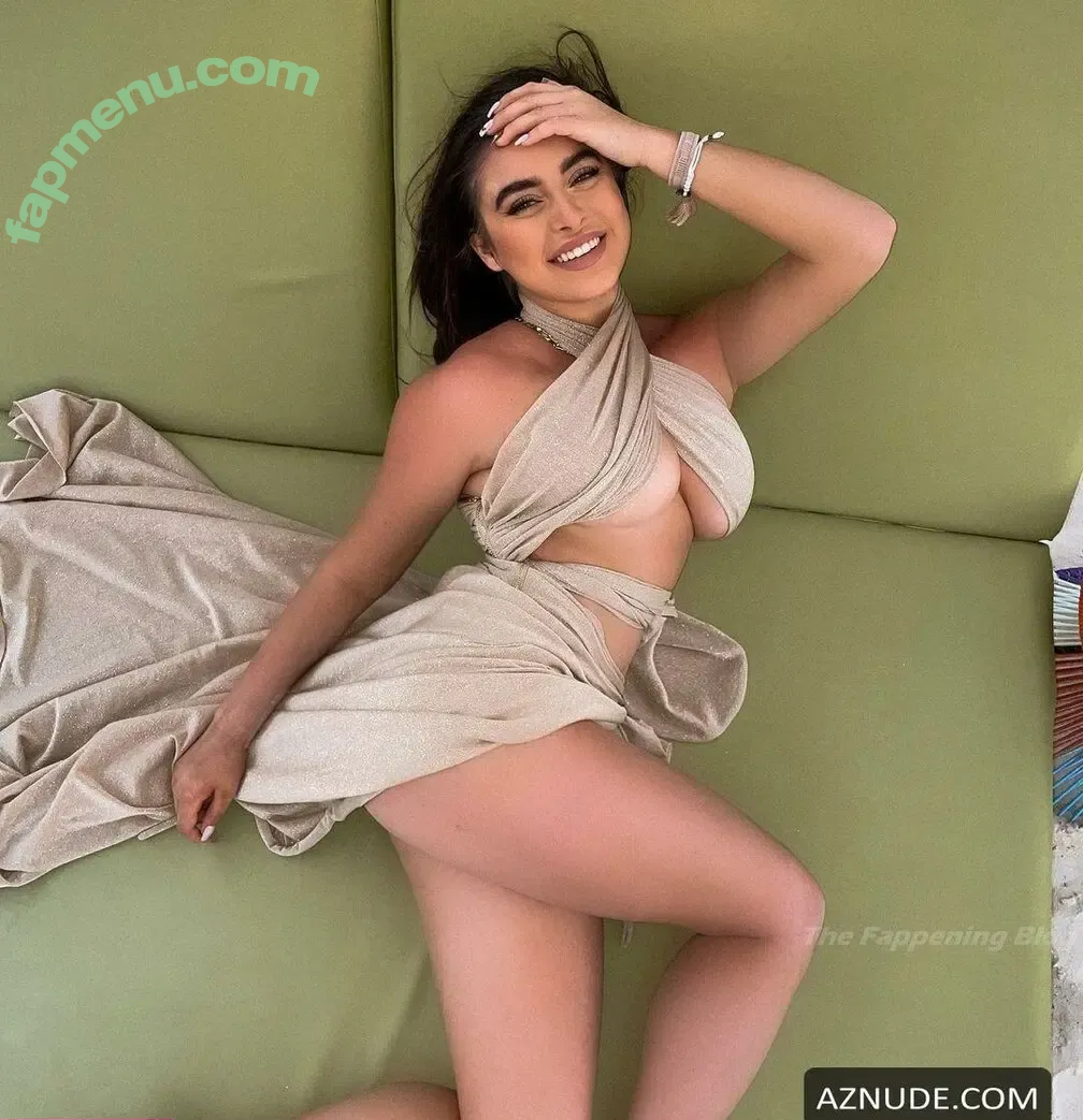 Kalani Hilliker nude photo #0776 (kalanihilliker)