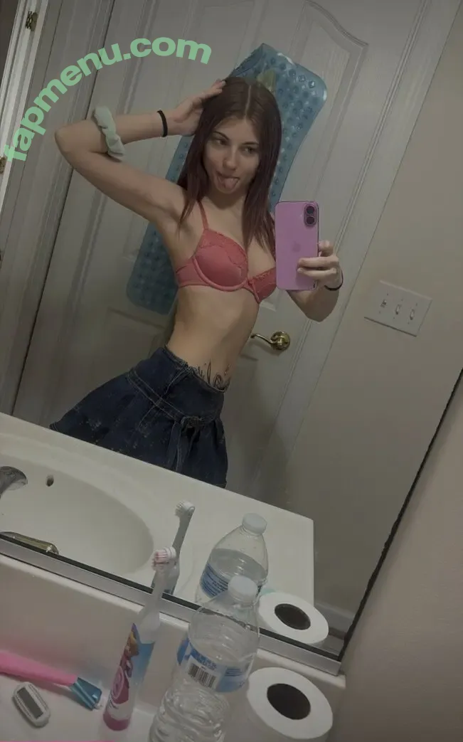 Kalani101 nude photo #0020 (jess.kalani101)