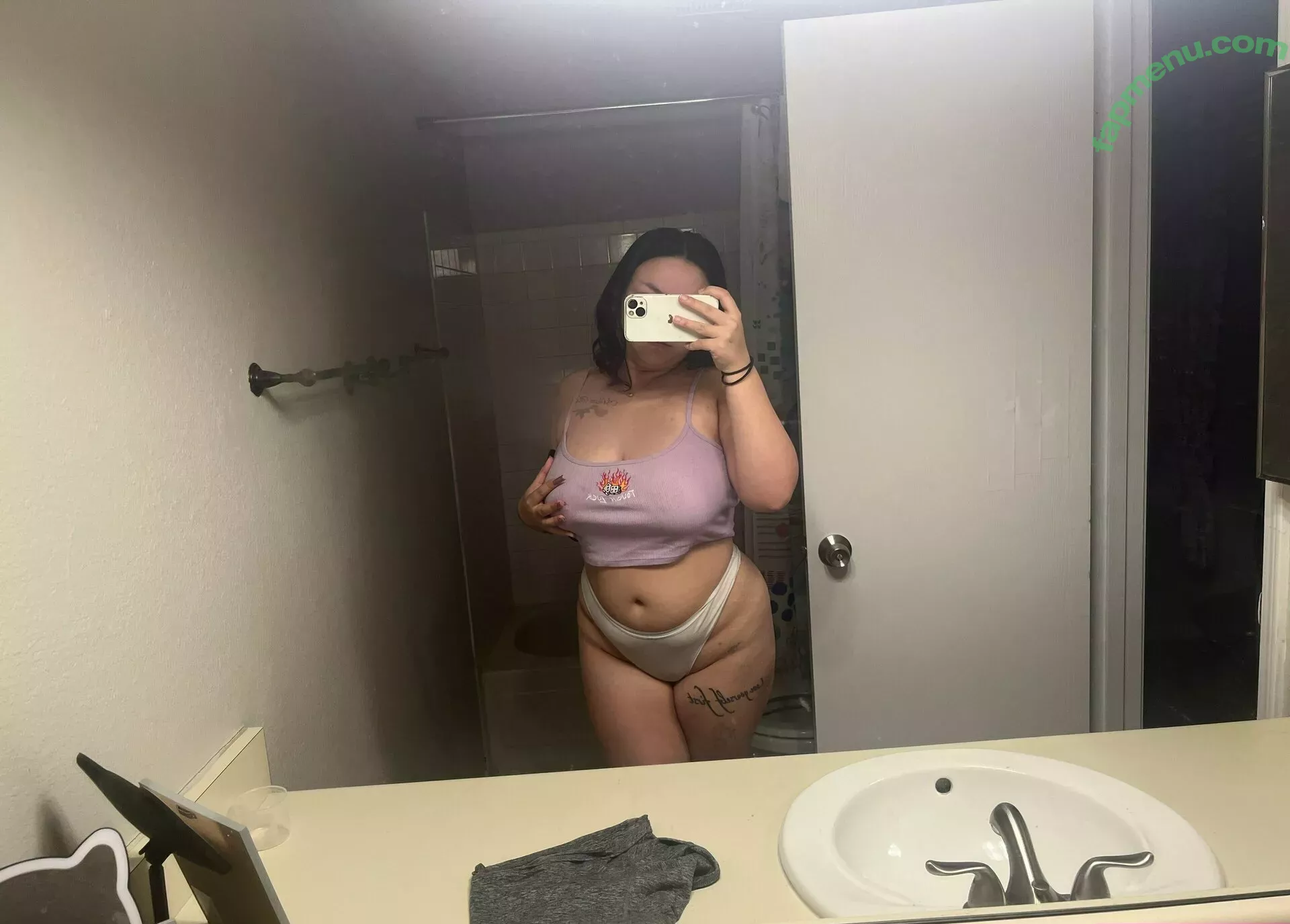 kalanilee nude photo #0038 (kalani.lee.5 / kalanileeof)