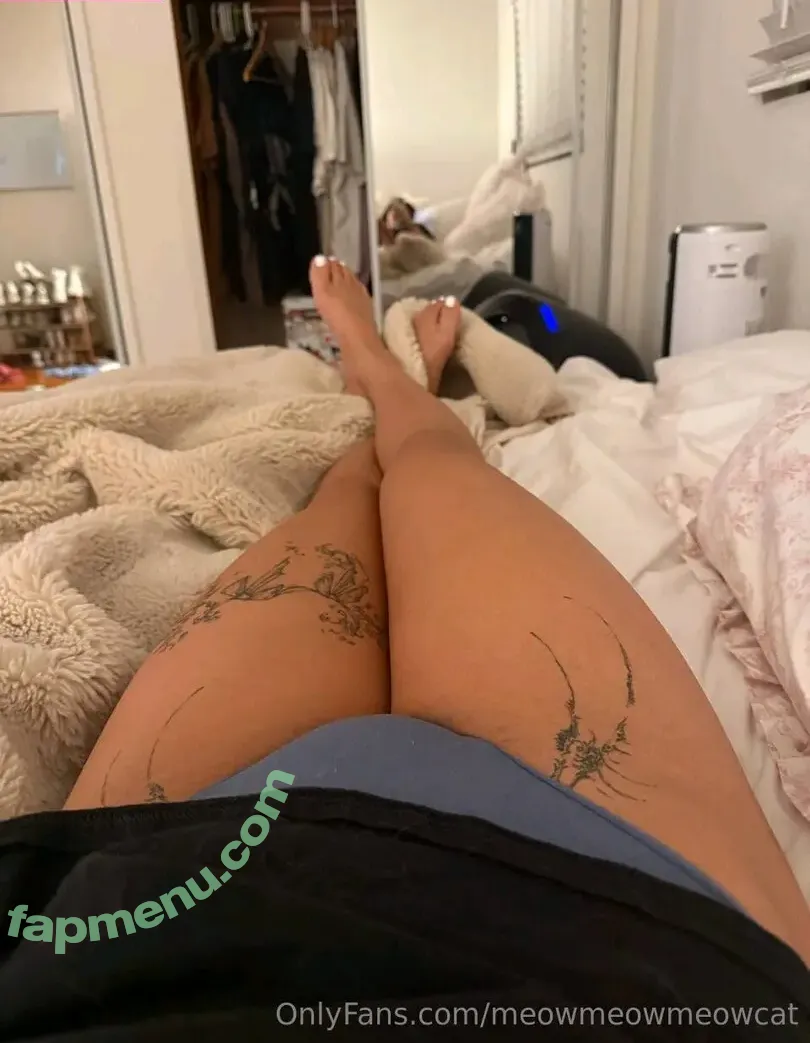 kale.cookies nude photo #0001 (ka.l.ea / kaleismyworld)