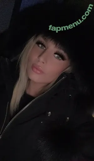 kaleanixsofficial nude photo #0011