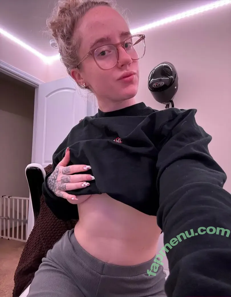 kaleesies nude photo #0086 (kaleyjf19 / khaleesiclarke)