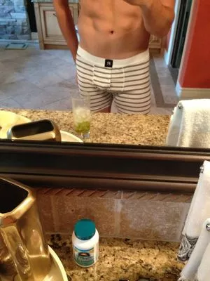 Kaley Cuoco / kaley_cuoco / kaleycuoco / kaleycuocodailynews nude photo #0206