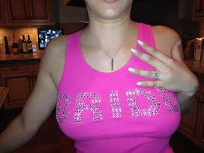 Kaley Cuoco / kaley_cuoco / kaleycuoco / kaleycuocodailynews nude photo #0209