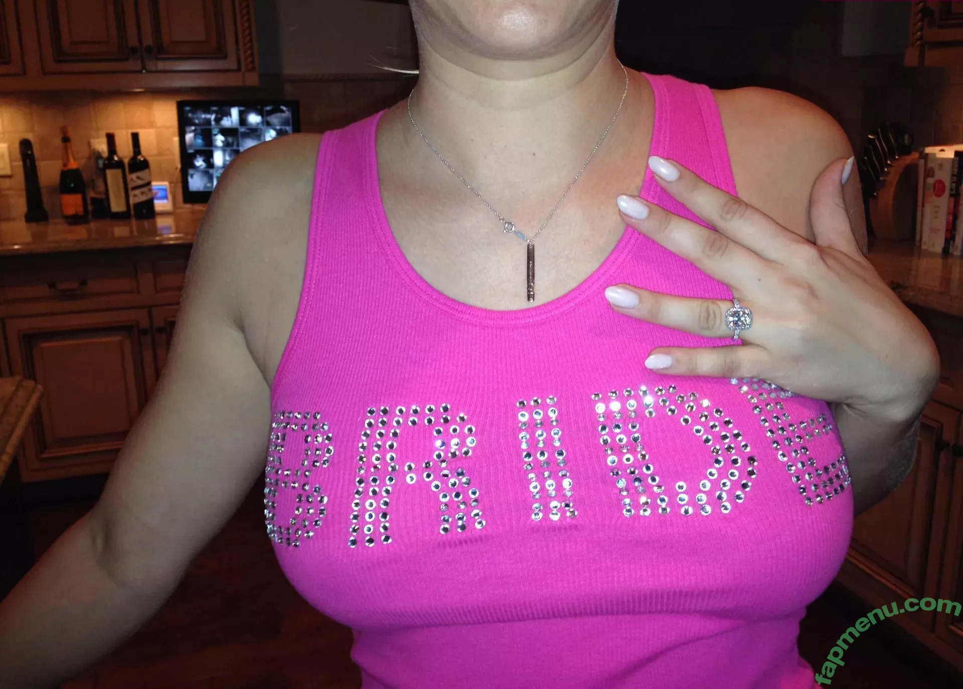 Kaley Cuoco nude photo #0209 (kaley_cuoco / kaleycuoco / kaleycuocodailynews)