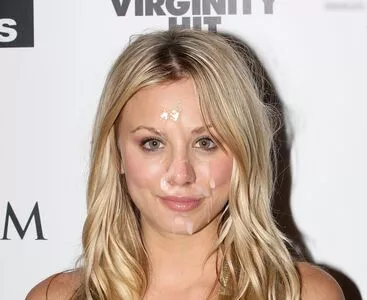 Kaley Cuoco / kaleycuoco nude photo #1268