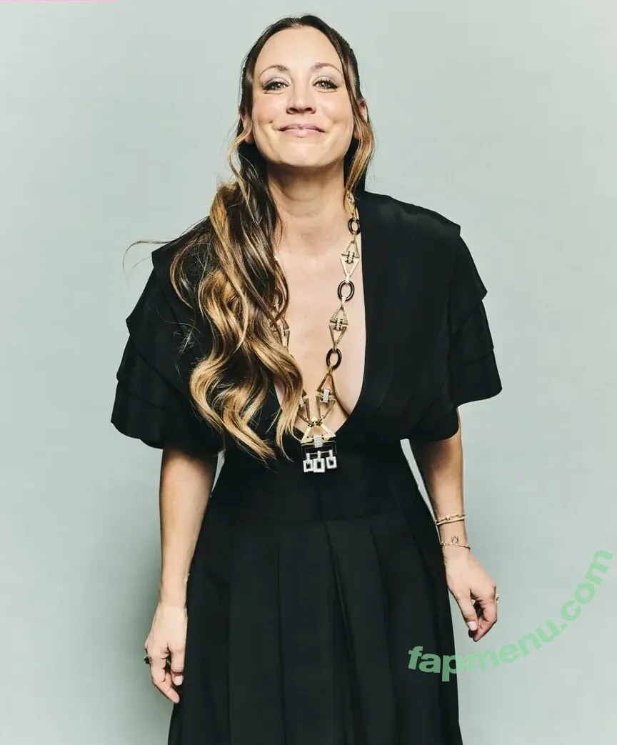 Kaley Cuoco nude photo #1586 (kaley_cuoco / kaleycuoco / kaleycuocodailynews)