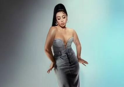 Kali Uchis / kaliuchis nude photo #0030