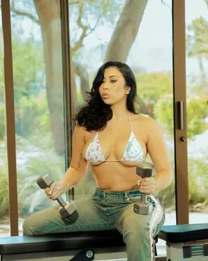 Kali Uchis / kaliuchis nude photo #0063