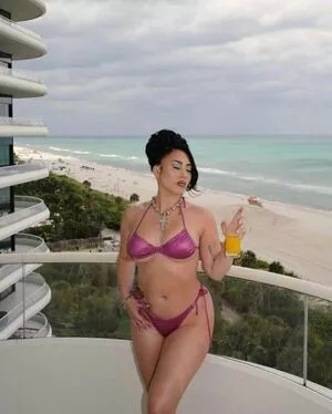 Kali Uchis / kaliuchis nude photo #0081