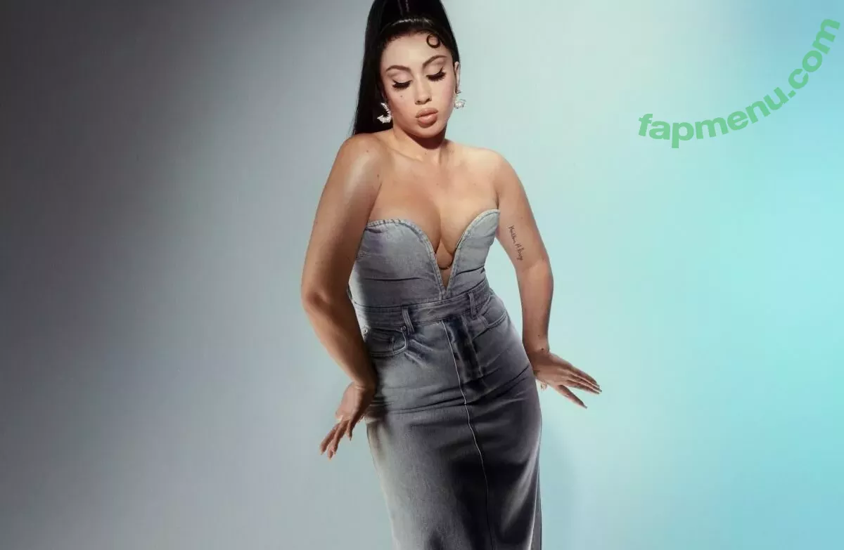Kali Uchis nude photo #0030 (kaliuchis)