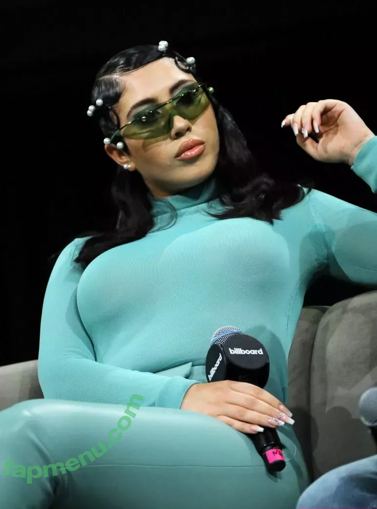 Kali Uchis nude photo #0115 (kaliuchis)