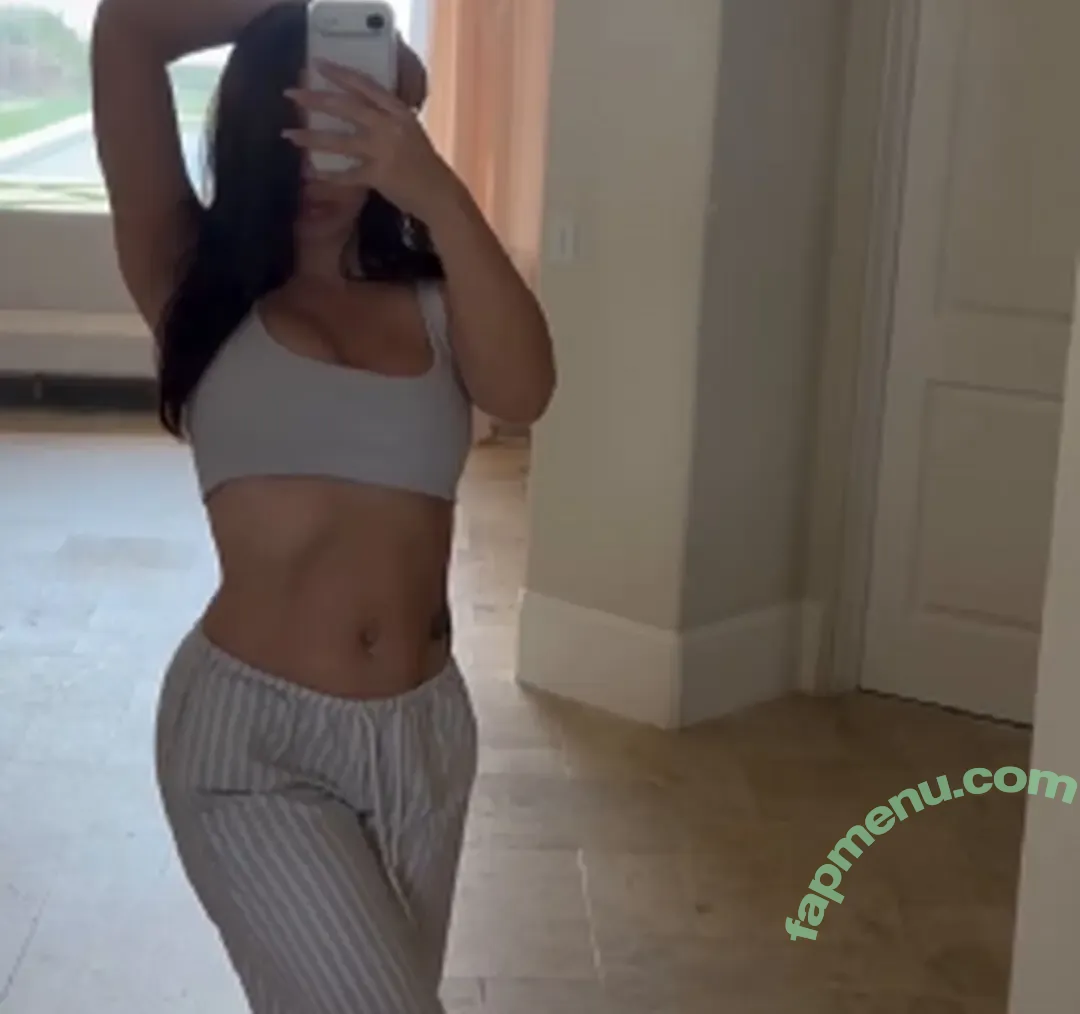 Kali Uchis nude photo #0279 (kaliuchis / spicxyy)