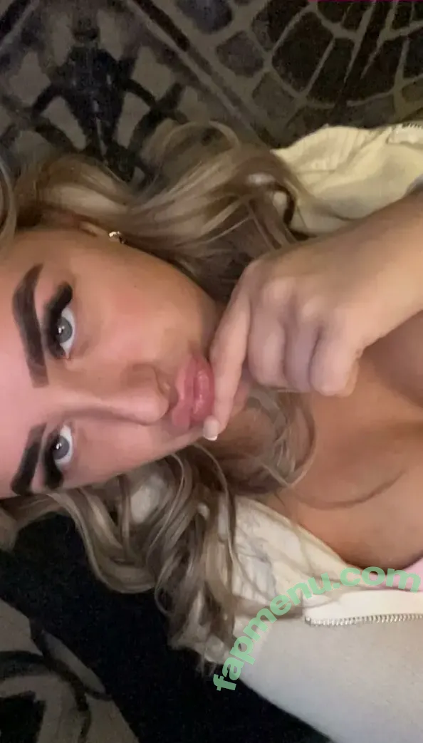 Kalicia nude photo #0017 (kaliciaa / psychickalicia)