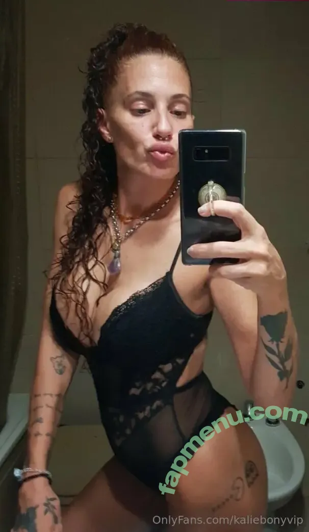 kaliebonyvip nude photo #0033 (kaliebonyvip)