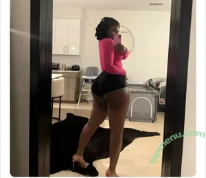 Kaliii / kalisplayhouse nude photo #0107