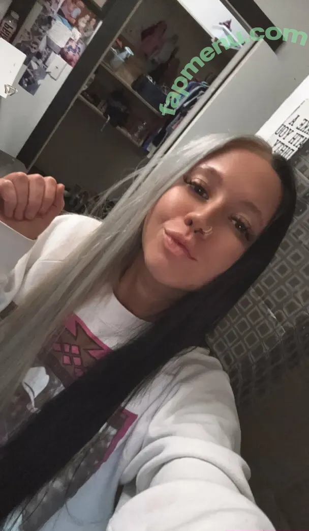 kalilynn27 nude photo #0060 (kal.cuttie)