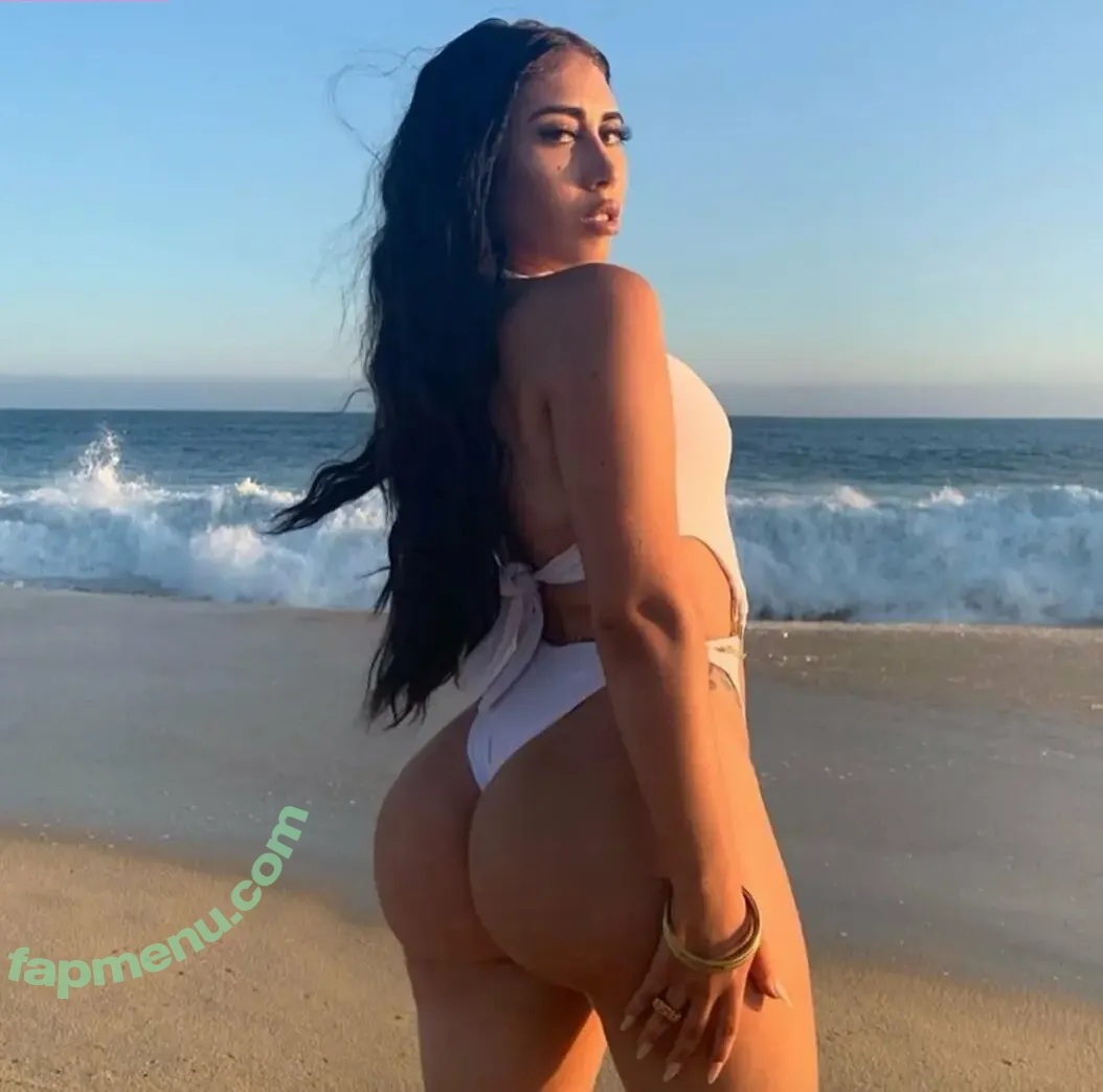 kaliuchis nude photo #0018 (kaliuchis)
