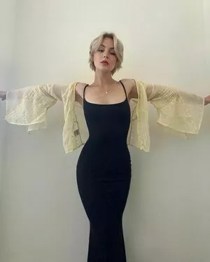 KallMeKris / kriscollins nude photo #0010