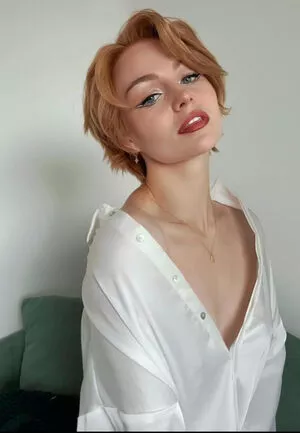 KallMeKris / kriscollins nude photo #0015