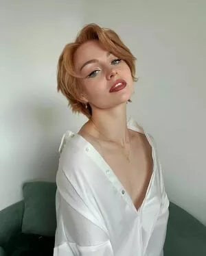 KallMeKris / kriscollins nude photo #0019