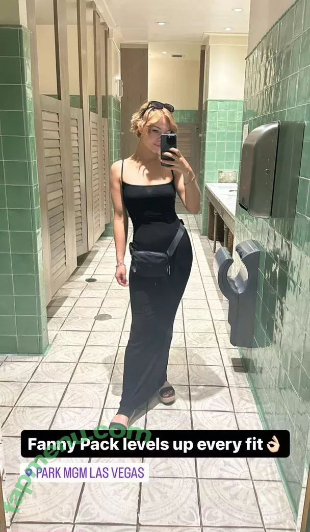 KallMeKris nude photo #0041 (kriscollins)