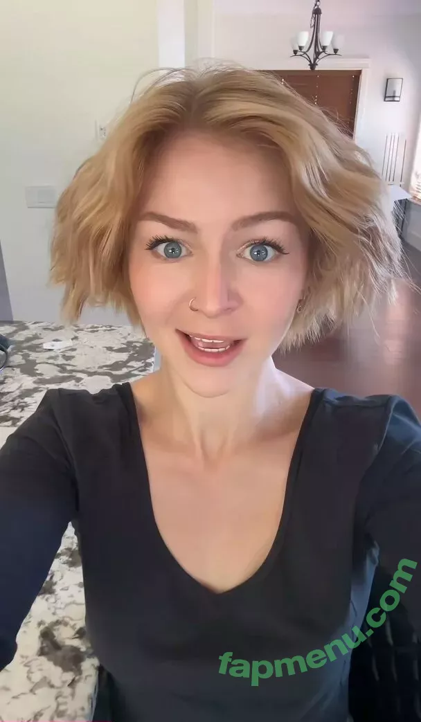 KallMeKris nude photo #0114 (kriscollins)