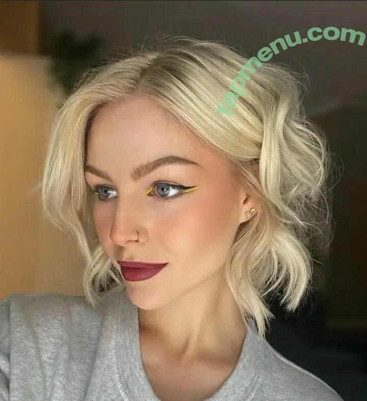 KallMeKris nude photo #0575 (kriscollins)