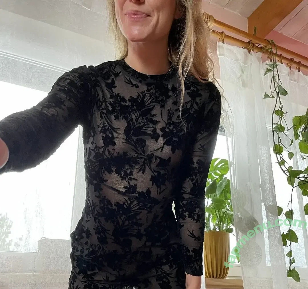 kallmesophia nude photo #0006 (kallmesophia)